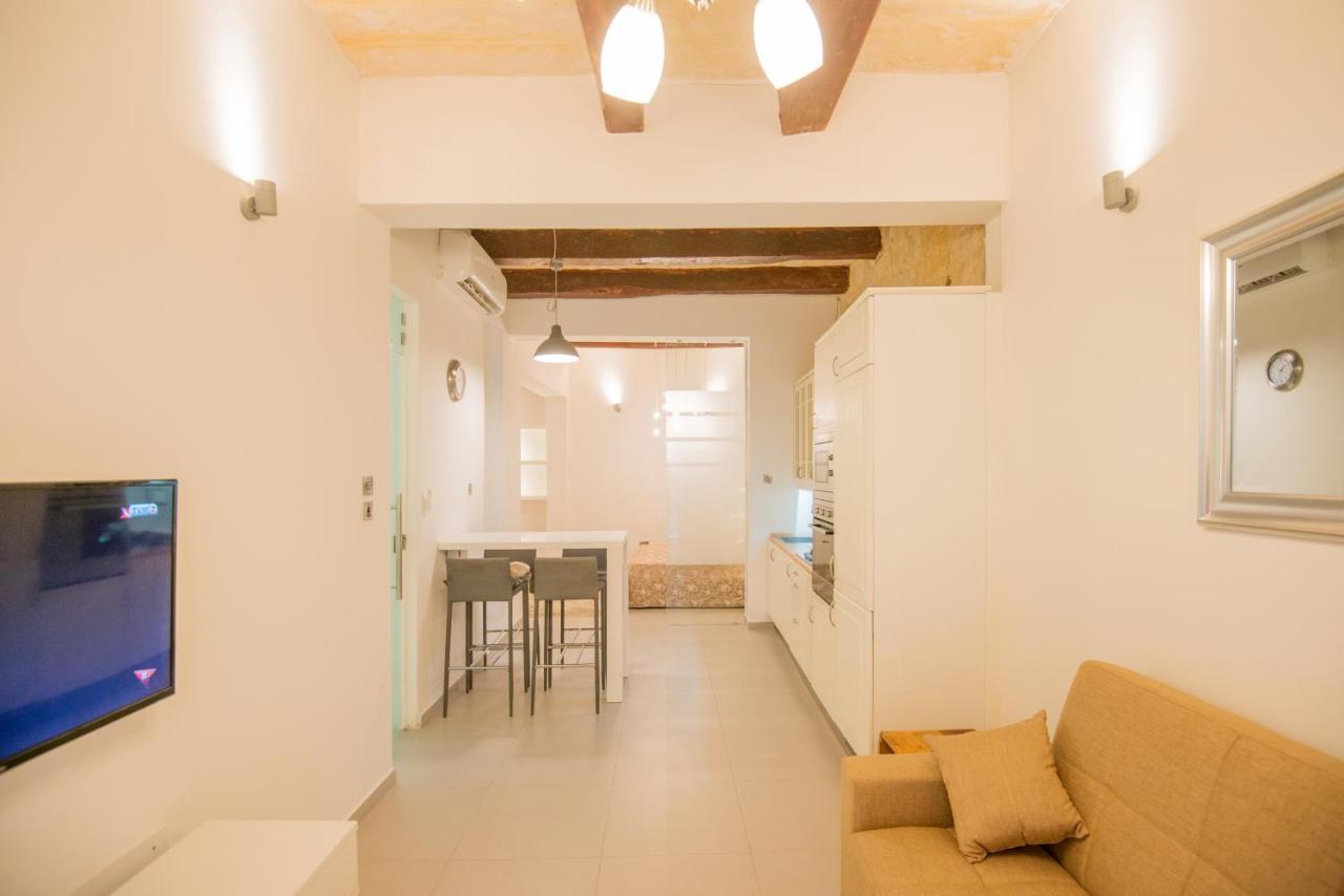 Valletta Most Central Studio Apartment 16Th-Century Building Eksteriør bilde