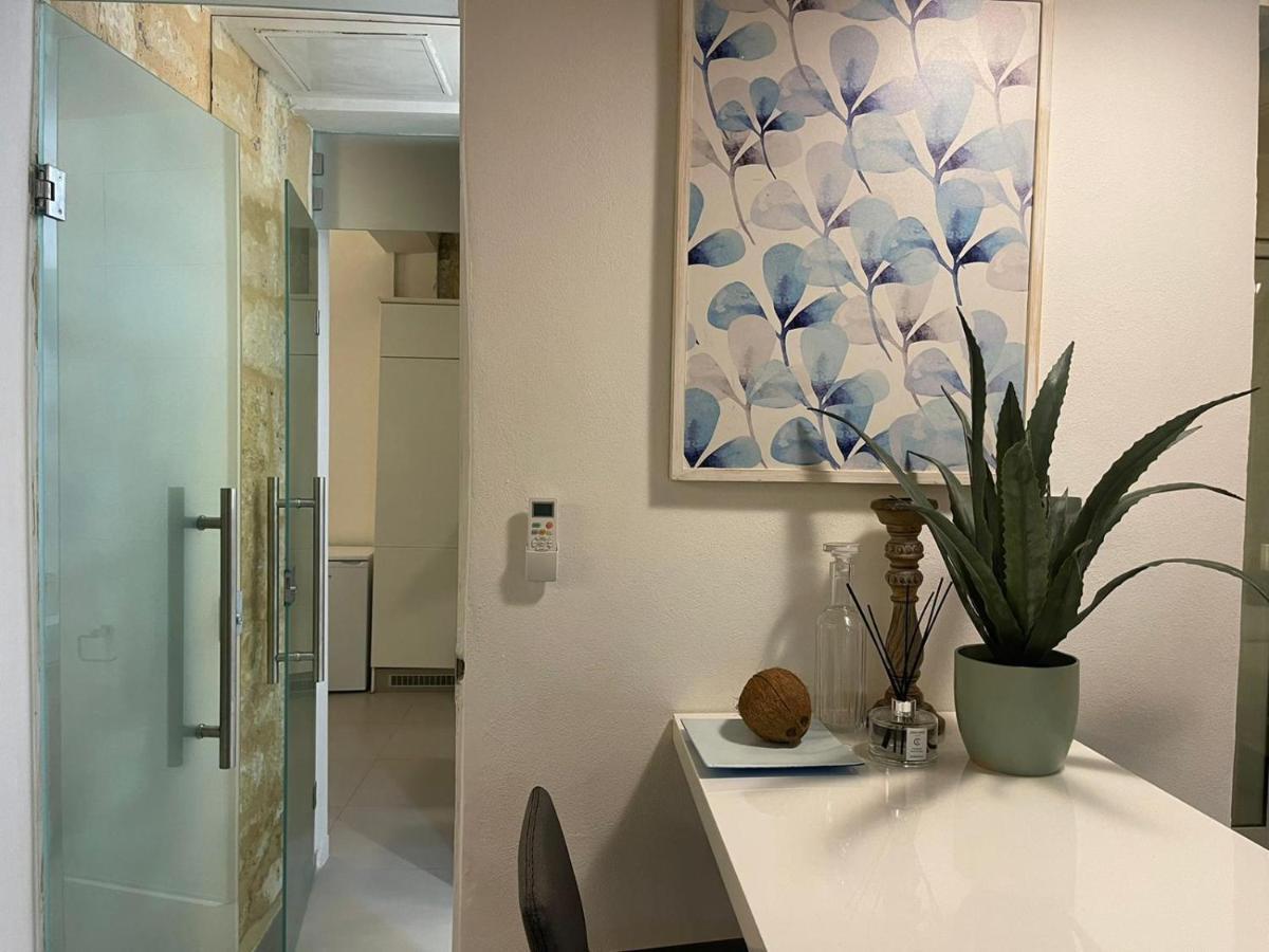 Valletta Most Central Studio Apartment 16Th-Century Building Eksteriør bilde